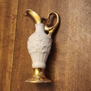 ‼️50%_5+Bundles‼️ Minature Gold and Cream Decorative Pitcher